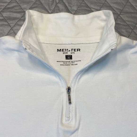 MEISTER Sports 1/4 Zip Shirt. X-Large. Sliming Look. - Picture 4 of 8